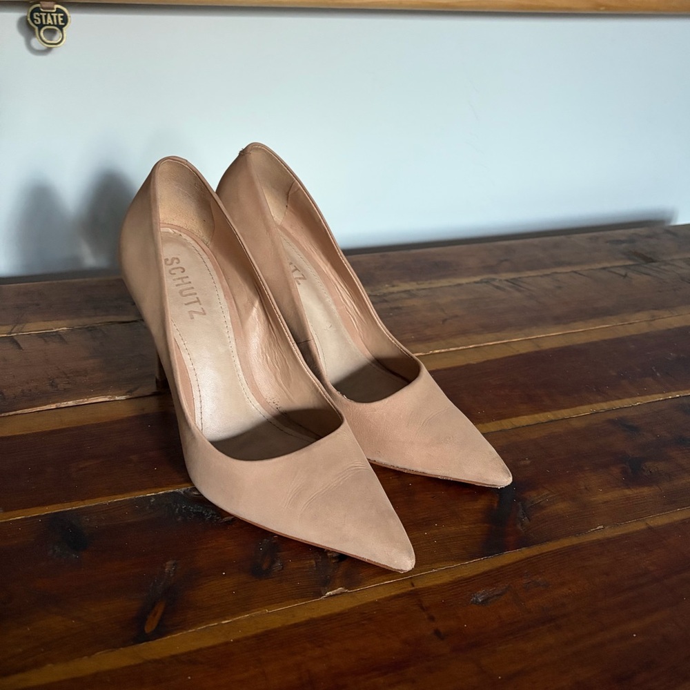 SCHUTZ Women's Nude Heels size 6